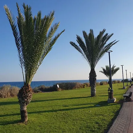 Royal Sun Apartment *