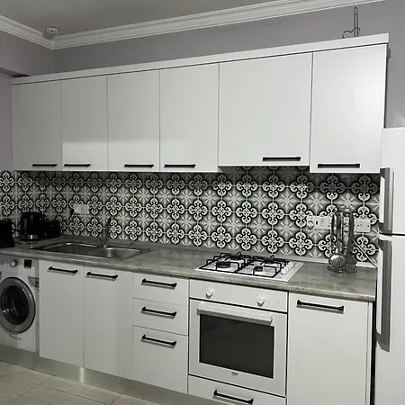 Royal Sun Apartament *
